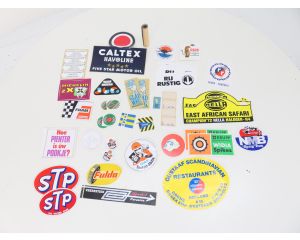 Sticker set XXXL thema automobiel met o.a Caltex, Michelin, Vredestein, Fulda en Hella ongeveer 45 stuks #6906