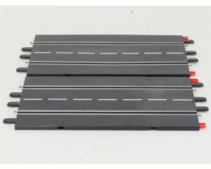 Schaal 1:24 Carrera 20020601 standaard rechte stukken (2) #8797