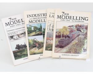 Set van 4 klassieke modelspoor- en trammodelbouw boeken – Tramway & 7mm Modelling (UK) #8852