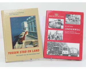2 boeken over tram- en openbaar vervoer: Tussen stad en land & Onderweg – een eeuw personen- en goederenvervoer in Nederland - Hardcover #8884