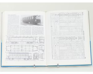 De geschiedenis van de blauwe tram – Een eeuw streekvervoer van Scheveningen tot Volendam - Hardcover #8888