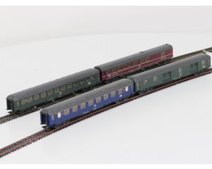 Schaal H0 Trix Express 33018 set sneltreinrijtuigen van de DB voor Märklin AC #8988