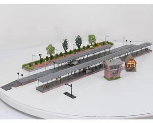 Schaal H0 Faller 193120 seinhuis "Waldbrunn" met perron delen #9070