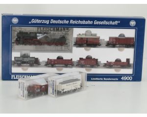 Schaal H0 Fleischmann NEW OLD STOCK COMPLETE SET 4900, 83 5806K en 83 5807K stoomlocomotief BR 56 met goederenwagons van de DRG #9443