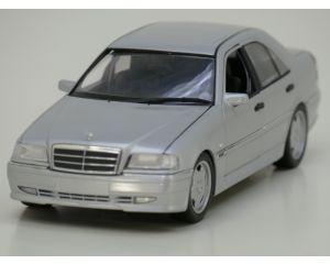 Schaal 1:18 UT-Models 180035000 Mercedes C36 AMG #941