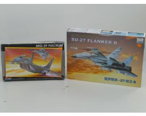 Schaal 1:48 Monogram 5825 MiniHobbyModels 80305 Flanker and Fulcrum #168