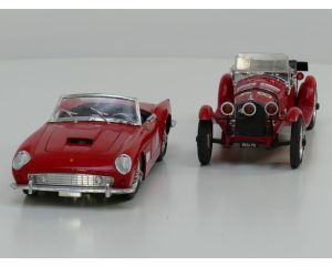 Schaal 1:16 Tonka-Polistil Ferrari Caifornia Spyder en Alfa Romeo Alfetta 1750 #91