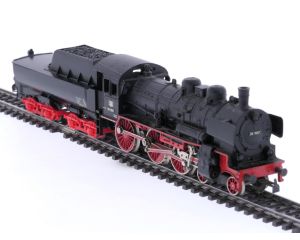 Schaal H0 Märklin 3098.2 stoomlocomotief met losse tender BR 38 van de DB #5784