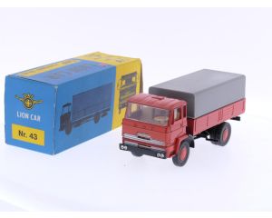 Schaal 1:50 Lion Car Nr.43 Daf Vrachtauto met kantelcabine en geloten laadbak. #6099