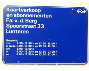 NS Kaartverkoop en abonnementen Fa. v. d. Berg Spoorstraat 33 Lunteren