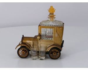 Ford Model T, Whisky / Gin set, 4 glazen en karaf, lengte 22 cm breedte 14 cm en hoogte 26 cm #3704