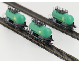 Schaal H0 Roco 56263 A,B,C set van 3 ketelwagons "BP" van de DB #5630