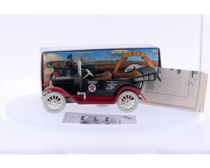 Schaal 1:25 ERTL Maxwell Touring car #2426