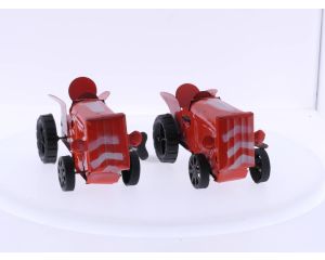 Set van 2 opwindbare blikken tractoren #3270