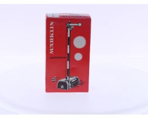 Schaal H0 Märklin 7039 Hoofdsein in rode of blauwe verpakking #3276