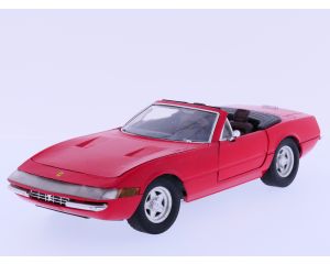 Schaal 1:18 Solido 8017 Ferrari 365 GTS-4 1968          #128