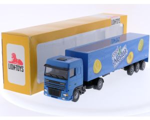 Schaal 1:50 Lion-toys No 36 DAF 95XF trekker met gesloten oplegger "Nestea" #6940
