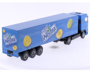 Schaal 1:50 Lion-toys No 36 DAF 95XF trekker met gesloten oplegger "Nestea" #6940