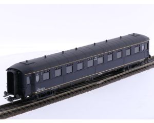 Schaal H0 Philotrain 38 C personenrijtuig Ovaalramer B 7100 blauw/ RIC teken van de NS #P279