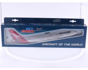 Schaal 1:200 Skymarks SKR425 Airbus 330-200 Qantas 'New livery' Reg. VH-EBH #7876
