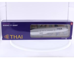 Schaal 1:200 Hogan Wings 4173 Boeing 777-300ER Thai Airways Reg. HS-TKJ #7966