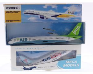 Schaal 1:200 Pimier Planes SM757-7, Flight Miniatures en Mega Models set van 3 vliegtuigen van het Verenigd Koninkrijk Boeing 757-200 Reg. N/A Monarch, Boeing 757 JMC Reg. G-JMCD en Boeing 737-500 bmi baby Reg. G-BVKB #8067