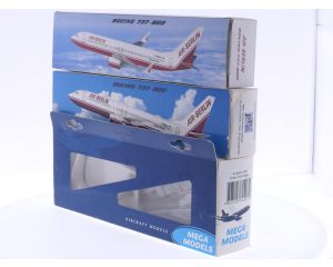 Schaal 1:200 PPC Holland en Mega Models set van 3 Air Berlin vliegtuigen Boeing 737-800 Reg. D-ABAH, Boeing 737-800 Reg. D-ABAN en Airbus A320 Reg. D-ABDX #8068