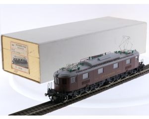 Schaal H0 Metropolitan 698 elektrische locomotief Ae 6/8 No. 205 van de B.L.S OPTISCHE SCHADE / OPTICAL DAMAGE #P295