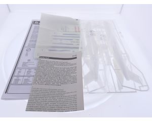 Schaal 1:144 Revell 04258 Fokker 100 Swissair/KLM #9292