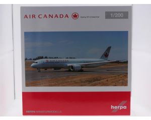 Schaal 1:200 Herpa 557610 Boeing 787-9 Dreamliner Air Canada Reg. C-FNOE #9340