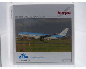 Schaal 1:200 Herpa 551847 Airbus A330-200 KLM Reg. PH-AOA #9346