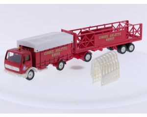 Schaal 1:43 Solido NEW OLD STOCK Ref. 823 Mercedes baché + remorque chapiteau Circus Arlette #10077