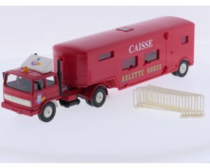 Schaal 1:43 Solido NEW OLD STOCK Ref. 824 Renault G260 semi- Caisse Circus Arlette #10078