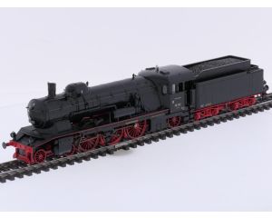 Schaal H0 Märklin 37116 sneltreinlocomotief met getrokken tender van de DRG. Digitaal #10093