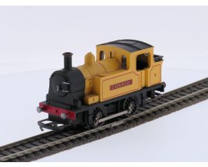 Schaal 00 Hornby/Tri-ang stoomlocomotieven met goederenwagons en accessoires. BASTLER #10116