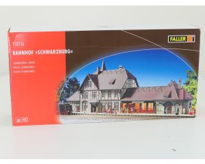Schaal H0 Faller 110116 station Schwarzburg bouwdoos #8838