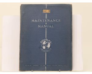 Douglas DC-3 – Maintenance Manual boek met blikken reclameposter “City of Atlanta” (Delta Air Lines) #8958