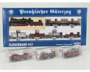 Schaal H0 Fleischmann NEW OLD STOCK COMPLETE SET 4891, 5855, 5856 en 5857 Preußischer Güterzug van de KPEV #9454