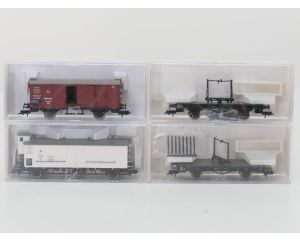 Schaal H0 Fleischmann NEW OLD STOCK COMPLETE SET 4902, 85 5825, 85 5826, 85 5826 en 85 5827 "Güterzug mit Personenbeförderung" van de KPEV #9456
