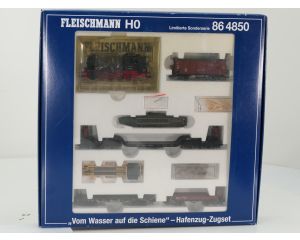 Schaal H0 Fleischmann NEW OLD STOCK COMPLETE SET 86 5850 en 86 5850 "Vom Wasser auf die Schiene" Hafenzug-Zugset/Wagenset van de K.Bay.Sts.B. #9461