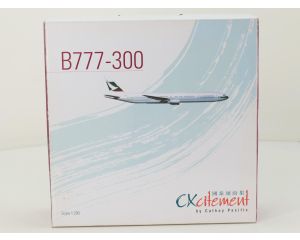 Schaal 1:200 Cathay/Herpa Boeing B777-300 Cathay Pacific B-HNO #9886