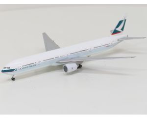 Schaal 1:200 Cathay/Herpa Boeing B777-300 Cathay Pacific B-HNO #9886