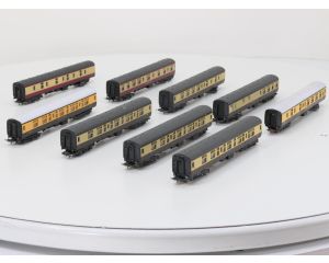 Schaal 00 Lima 305344, 305333, 30532 en 305313 personenrijtuigen set 9-delig van de BR #10146