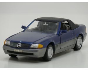 Schaal 1:18 Revell 8801 Mercedes 500 SL #943