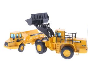 Schaal 1:50 JOAL - 231 Volvo B.M A25 Dump truck &  239 Michigan L320 Graafmachine #4097