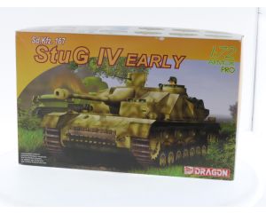 Schaal 1:72 Dragon 7231 Sd.Kfz. 182 Stug IV Early. #4161