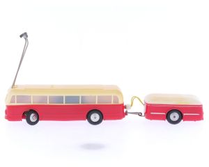 Schaal H0 Eheim 6102 (Brawa) trolleybus crème-rood met aanhnager #5883