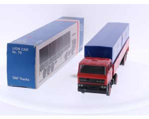 Schaal 1:50 DAF 2800 Lion Car Nr. 58-70 trekker met oplegger. #6112