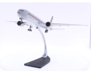 Schaal 1:200 Phoenix 200004 Singapore Airlines B777-300ER Reg.Nr. 9V-SWV #6460