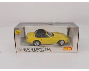 Schaal 1:18 Giodi Ferrari Daytona 365 GTS/4 cabriolet 1969 #3339